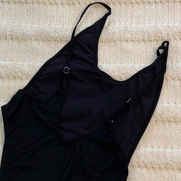 🔥🔥SALE🔥🔥Black High Cut Classic Swimsuit NWOT - Picture 4 of 4
